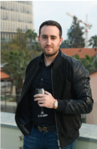 Tom-Gil-Email-Signature